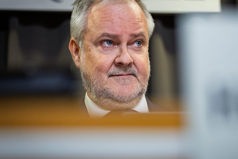 Fiasco saaqclic | la commission veut bâillonner malenfant, dénonce son avocat