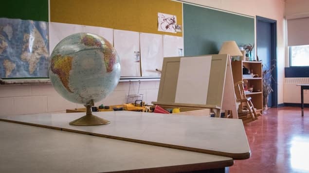 « je ne peux même plus envoyer un courriel » : doug ford accusé de museler les écoles