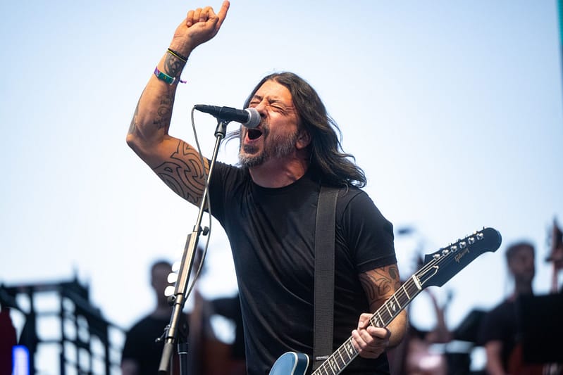 Foo fighters share new song “today’s song”: listen