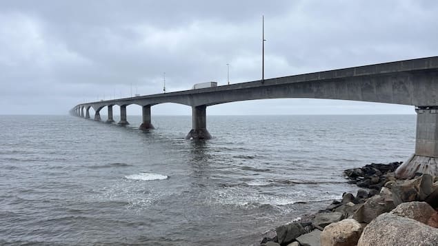 Le péage du pont de la confédération tombera à 20 $