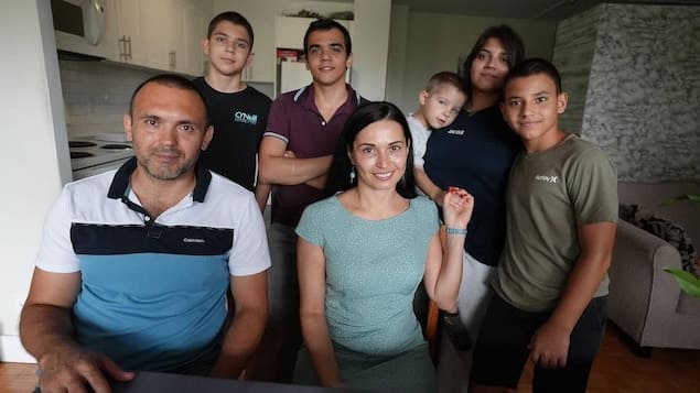 Dans les « limbes juridiques » : des milliers d’ukrainiens dans l’incertitude au canada