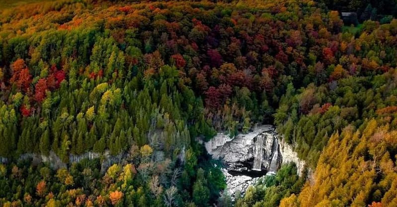 This mystical ontario waterfall is tucked away in a tiny village and it's stunning in the fall