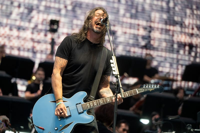 Foo fighters announce 2026 stadium tour, share new song “asking for a friend”: listen