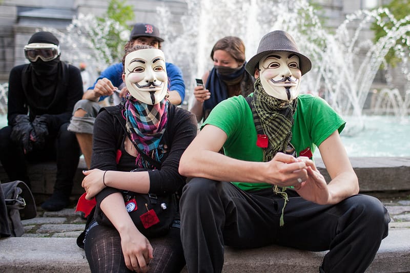 La caq veut interdire aux personnes de cacher leur visage en public