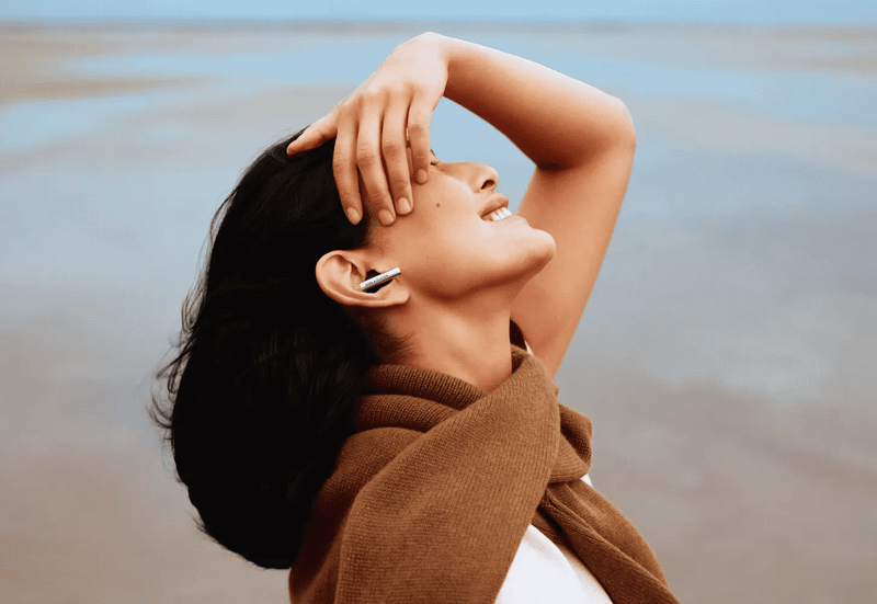 Bang & olufsen lance une paire d’écouteurs hors de prix plus chers qu’un iphone 17 pro max