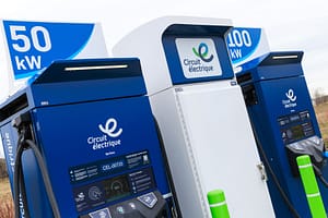 Le canada manque de stations de recharge pour les véhicules électriques