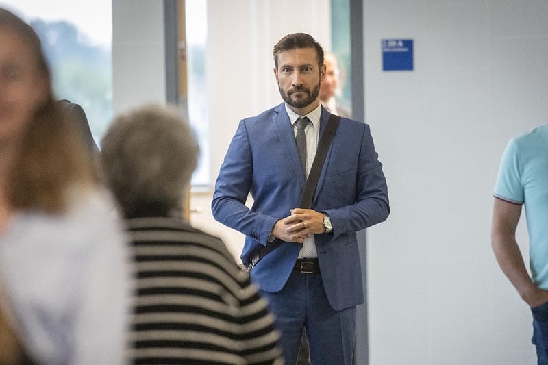 Accusations de conflit d'intérêts | le maire de sainte mélanie doit être suspendu, dit la cmq