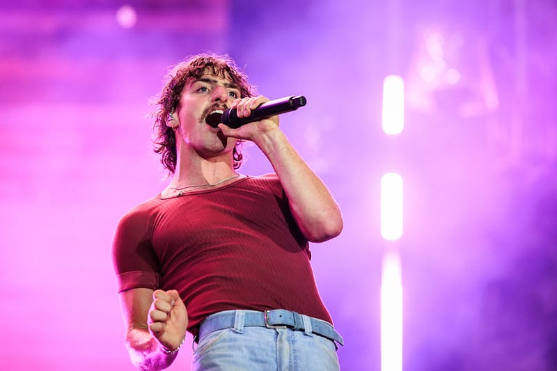 Festival d’été de québec | un succès plus que mérité pour benson boone