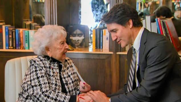 « j’ai Peur Que Cela Se Reproduise », Dit Une Survivante Canadienne D’auschwitz