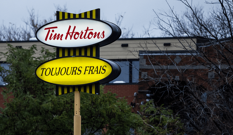 Tim Hortons Ramène 2 Beignes « Rétros » Réclamés Par Les Canadiens