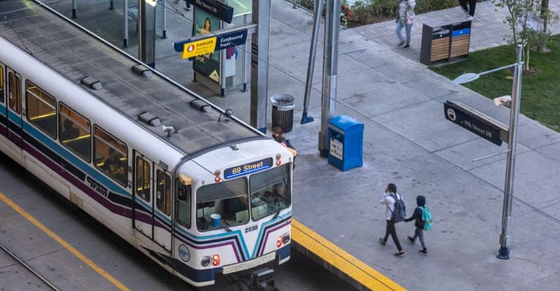 Calgary Transit Is Hiring And Some Jobs Pay Up To $26 An Hour Without A Degree