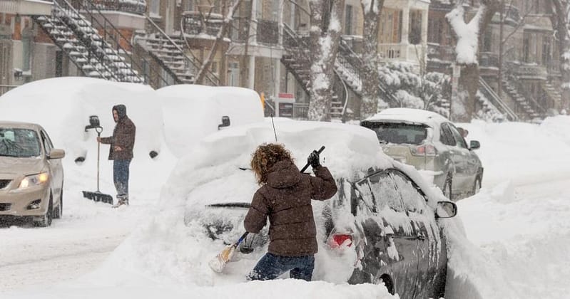 Quebec Drivers Face Up To $360 In Fines This Winter For Improper Snow Removal