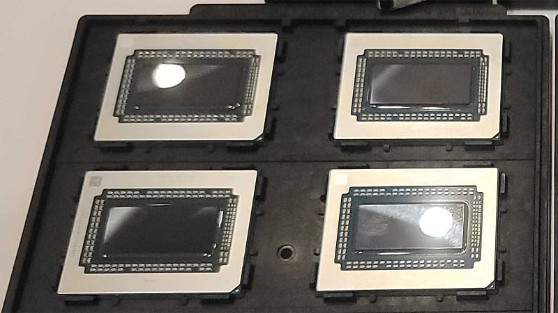 Amd's Navi 48 Gpu Pictured: Around 390 Mm2, Targeting Mainstream Gamers