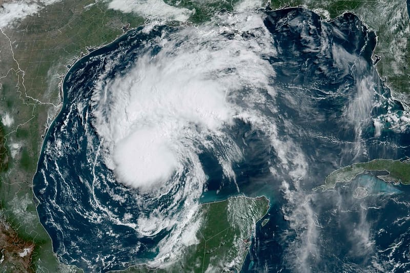 À L’approche Du Texas, Béryl Reprend Des Forces En Raison Des Températures Chaudes