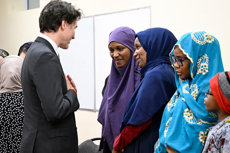 Attentat à La Mosquée De Québec | Justin Trudeau Rencontre Les Proches Des Victimes