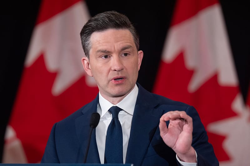 Identité Sexuelle | Poilievre Dit Connaître Que Deux Genres Et Qu’il A D’autres Priorités