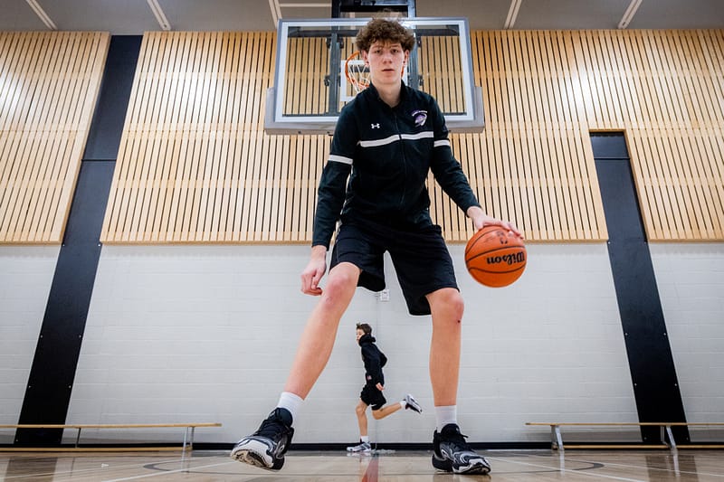 Jérémy Gohier, 7 pieds 3 pouces à 14 ans | « je Me Vois Faire La Grosse Ligue »