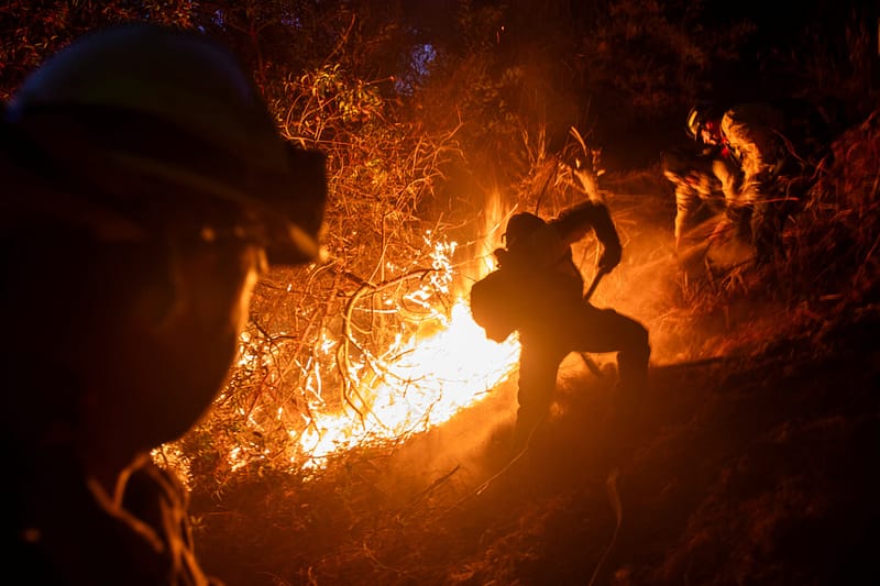 Incendies à Los angeles | Le Retour Des Vents Violents Menace D’attiser Les Incendies