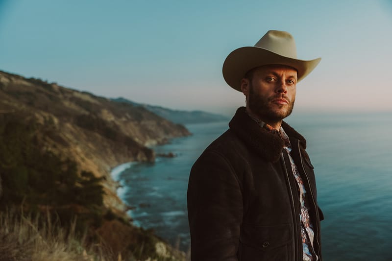 Charley Crockett Signs To Island And Announces New Album Lonesome Drifter